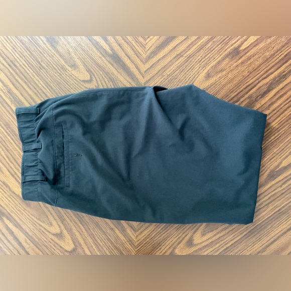 Under Armour Pants 40X34 - Picture 3 of 5